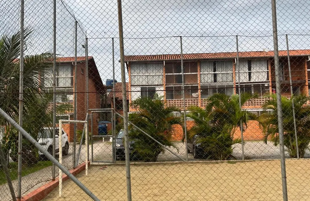 Apartamento Duplex Maranduba Vile II - 5 minutos do Mar-1